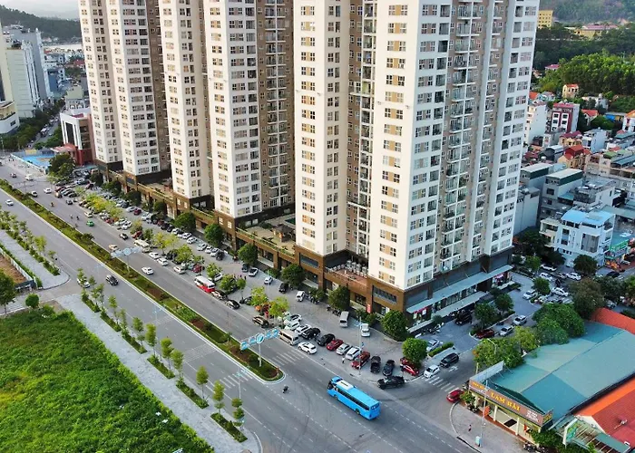 Khóa 4 * Hạ Long